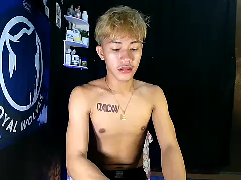 naughtyboyloy 0 online show from November 17, 6:00 pm