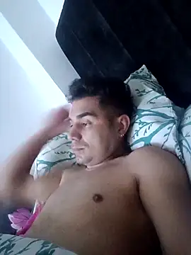 Ffeenniizz online show from March 31, 2:46 am