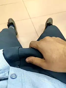 Size xxh online show from October 2, 2:43 pm