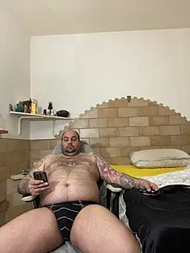 Roma84000 online show from May 20, 1:28 pm