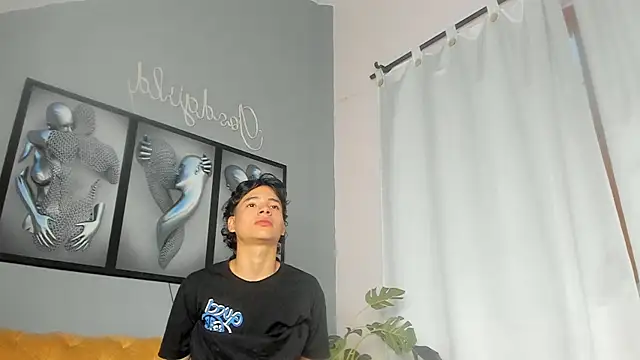 camillo virgil online show from November 4, 11:22 am