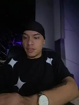 AlphaMasterXxx online show from October 22, 7:45 am