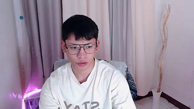pinkcock froi2305 online show from July 19, 2:06 am
