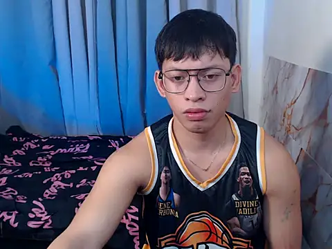 pinkcock froi2305 online show from July 10, 11:02 am