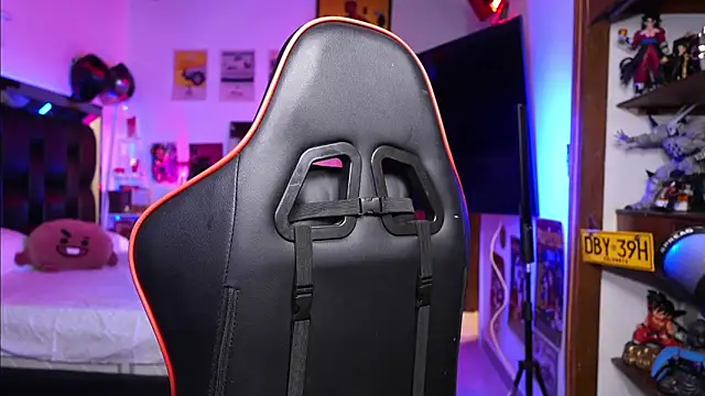 logan hugh8 online show from March 9, 4:39 am