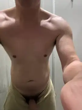 maxime0928 online show from July 5, 8:43 am