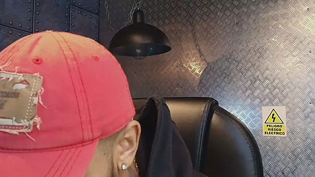 MarcusRain  online show from February 18, 3:48 am