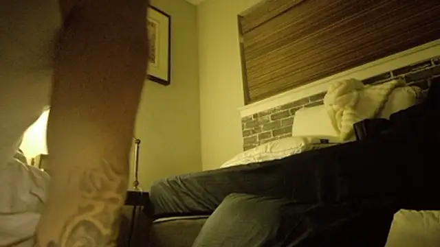 Dallasbest214 online show from April 26, 7:50 am