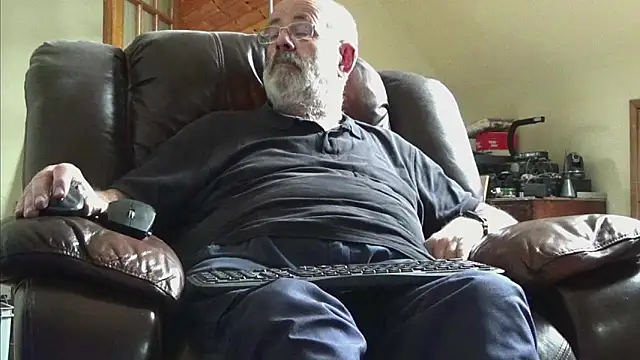 janzer13 online show from March 24, 2:11 pm