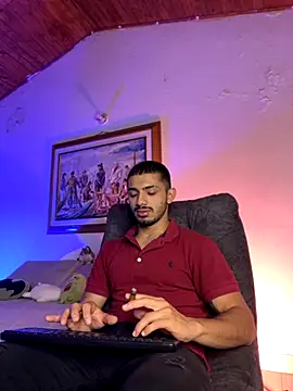 ArturoCardona  online show from November 12, 1:17 pm