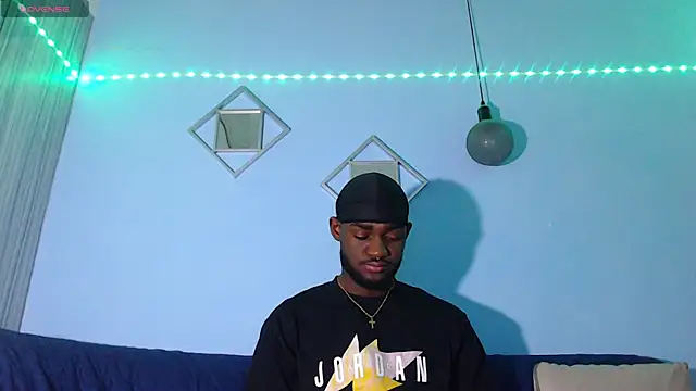 eebony stallion online show from April 18, 3:30 am