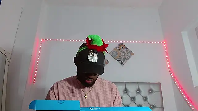 eebony stallion online show from December 15, 6:38 pm