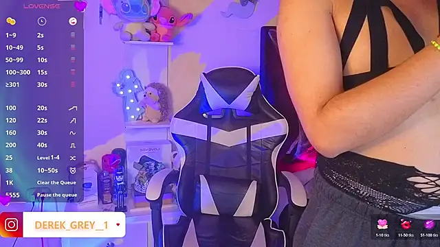 Snapshot of derek_greyy_ chatting on October 20, 7:07 pm derek greyy online show from October 20, 7:07 pm