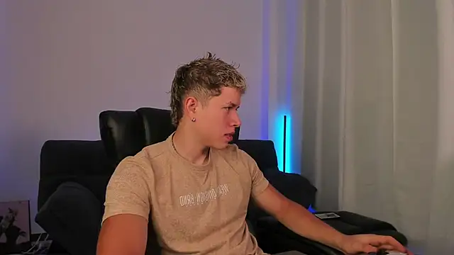 nathan blake online show from November 4, 8:10 pm