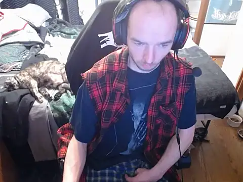 womenhateme69 online show from April 18, 10:31 pm