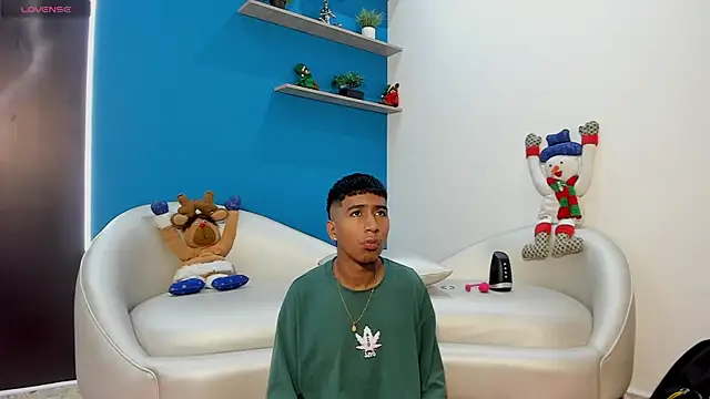 ender h0t online show from December 16, 2:02 pm