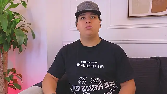 Naim Bennetsex online show from February 9, 6:45 pm