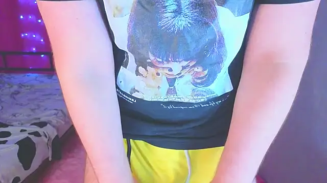 kittenmurr online show from February 8, 7:18 pm