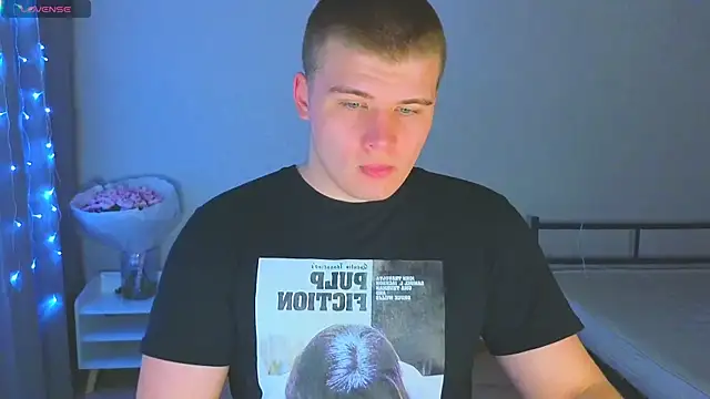 kittenmurr online show from November 6, 8:12 pm