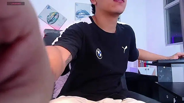 david santos16 online show from November 2, 1:10 am