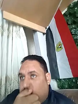 mM0140 online show from December 3, 1:06 pm