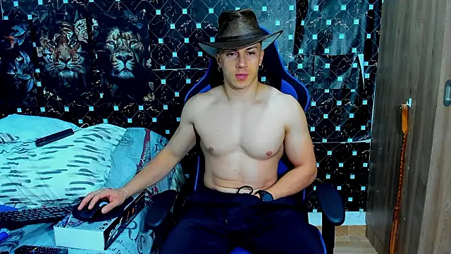 javiersexymann online show from February 3, 5:27 am