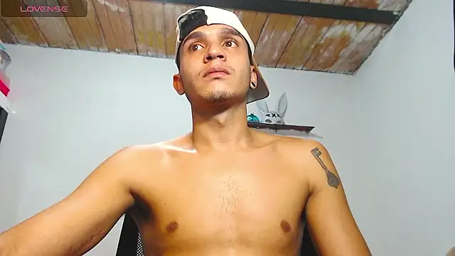 Angel latinboy online show from January 13, 5:06 pm