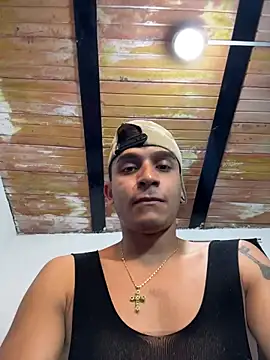 Angel latinboy online show from March 12, 9:33 pm