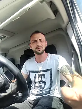 papichulo0099 online show from September 12, 9:42 am