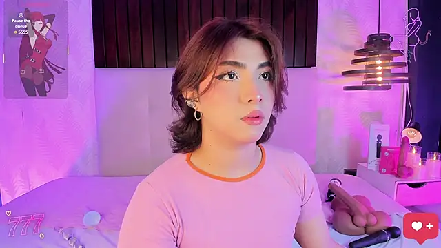 Creamy Angelo online show from June 21, 9:53 pm