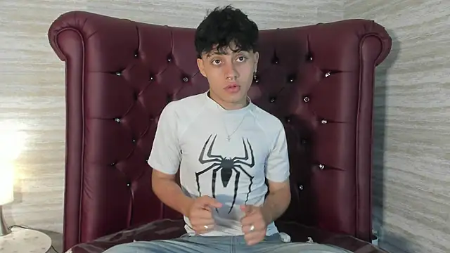 Dani rivass online show from February 12, 11:49 am