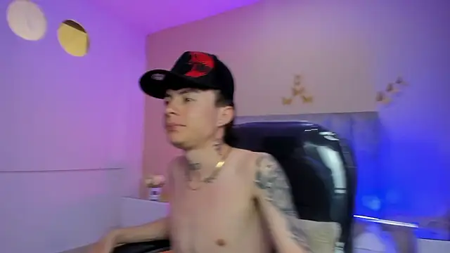 Nascary Fox online show from February 28, 8:19 pm