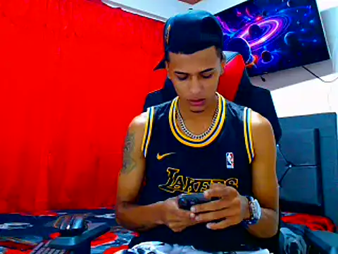 cristian tayron1 online show from July 24, 2:35 pm