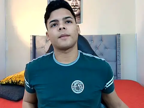 stewart mateo  online show from December 15, 2:19 am