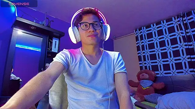 Lunarie  online show from September 10, 4:33 am