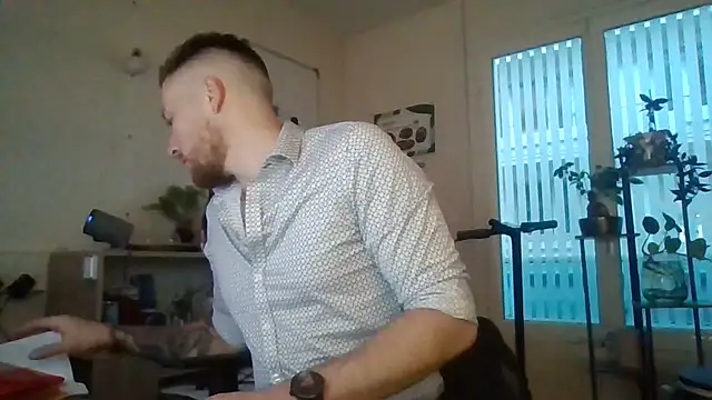 Keviios online show from October 25, 6:37 am