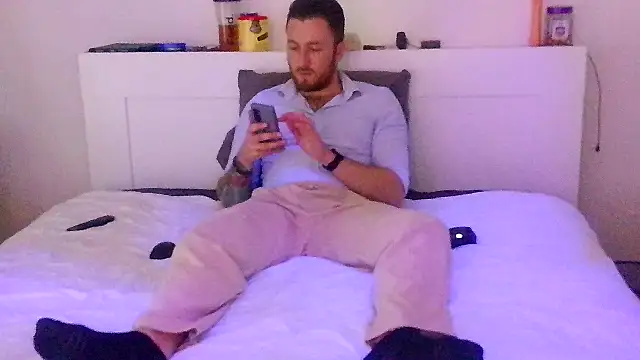 Keviios online show from November 25, 1:46 pm