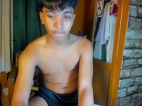 chris hot asian loverboy online show from July 13, 4:31 pm