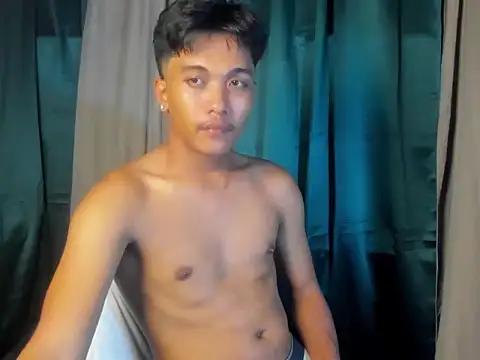 chris hot asian loverboy online show from June 1, 10:04 am