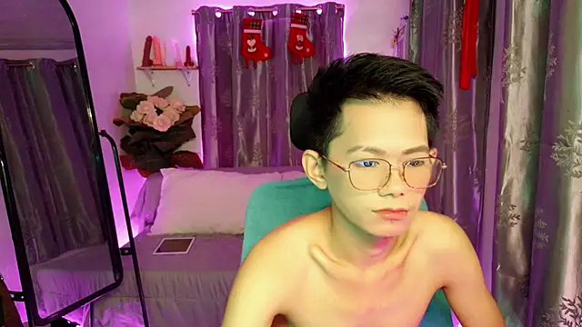 Skinny CumLoader69 online show from November 23, 7:58 pm