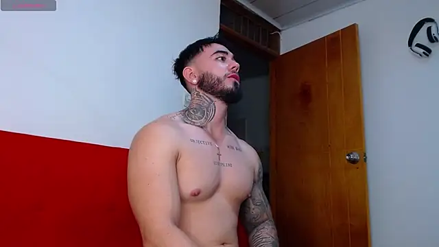 tommyblessd1 online show from September 24, 6:35 am