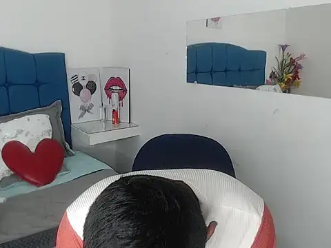 Adam Morgan2 online show from November 17, 3:20 am