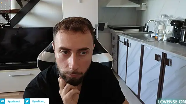 RyanStorm  online show from October 16, 9:06 am