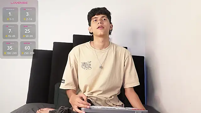 alexmark  online show from December 2, 2:31 pm