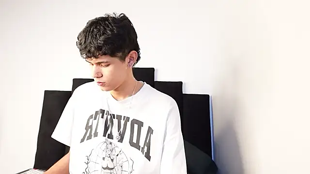 alexmark  online show from October 22, 8:00 pm