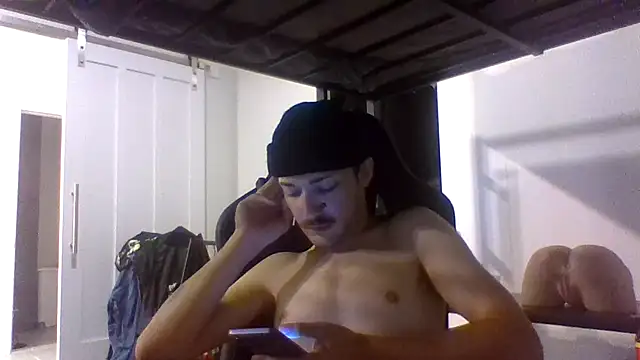 Jbenz420 online show from July 11, 9:06 pm