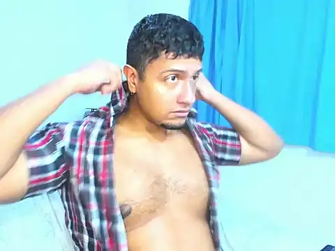 andylemonda1 online show from December 15, 3:53 pm