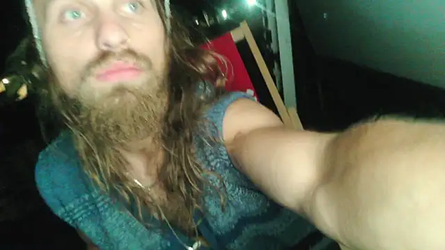JuliCarl online show from June 19, 2:17 am