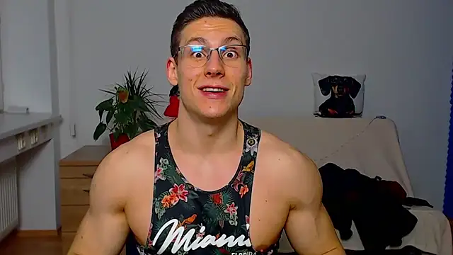 ZeinMiracles online show from December 14, 11:34 pm