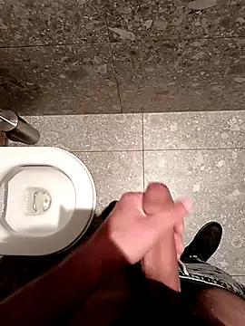 Michael9134 online show from November 10, 9:14 am